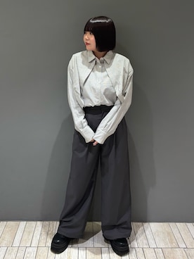 「KBF（ケイビーエフ）のアイテム（スラックス）」を使った、nagisaさん（レディース・153cm）の冬コーディネート