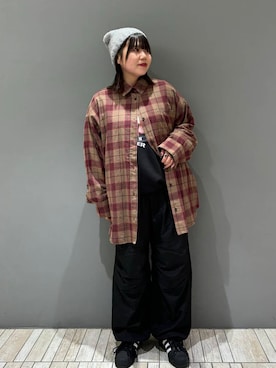 「アイテム（ニットキャップ/ビーニー、シルバー系）」を使った、nagisaさん（レディース・154cm）の秋コーディネート