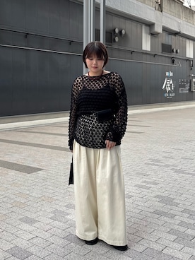 「KBF（ケイビーエフ）のチャーム付きスクエアミニBAG（ハンドバッグ、ブラック系）」を使った、nagisaさん（レディース・154cm）の春コーディネート