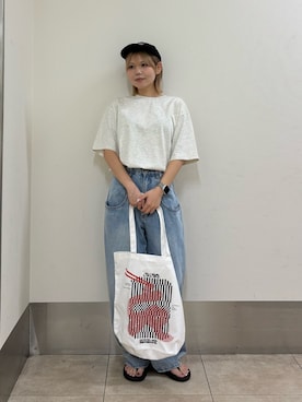 「Collaboration URBAN RESEARCH（コラボレーションアーバンリサーチ）のKAMUKURA×UR　T-SHIRTS Lantern（Tシャツ/カットソー、ホワイト系）」を使った、nagisaさん（レディース・154cm）の夏コーディネート