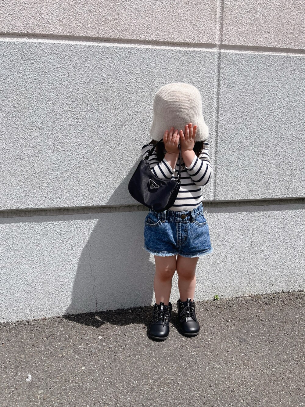 「むすめコーデ、GAP、babygap、BREEZE、バースデイ、バケハ、おしゃれさんと繋がりたい、ootd、FFF」｜「BREEZEの/フリンジショートパンツ ショート丈（デニムパンツ、ブルー系）」を使った、まぴさん（レディース・155cm）の春コーディネートの1枚目の写真