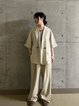 「SENSE OF PLACE by URBAN RESEARCH（センスオブプレイスバイアーバンリサーチ）の『UR TECH DRYLUXE』リネンライクジャケット（テーラードジャケット、ベージュ系）」を使った、Nanaさんの春コーディネート