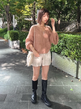 「ロングブーツ」｜「アイテム（ピンク系）」を使った、yuna.さん（レディース・159cm）の秋コーディネート