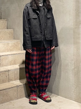 「m's braque（エムズブラック）のアイテム（パンツ）」を使った、平岩悠人　吾亦紅さん（メンズ・176cm）の春コーディネート