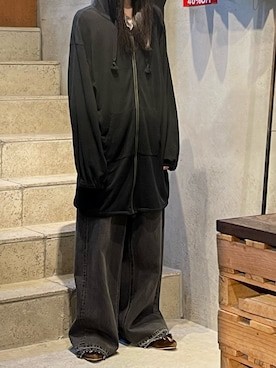 「barbell objectのアイテム（トップス、ブラック系）」を使った、平岩悠人　吾亦紅さん（メンズ・176cm）の冬コーディネート