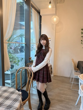 「アイテム（ジャンパースカート）」を使った、kira224さん（レディース・155cm）の冬コーディネート