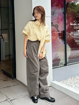 「アイテム（チノパンツ）」を使った、小島菜緒さん（レディース・155cm）の夏コーディネート