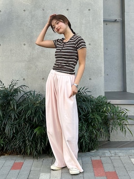 小島菜緒さんのコーディネート