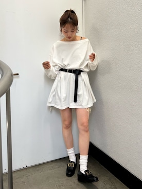 「Ungrid（アングリッド）のレザーベルト（ベルト、ブラック系）」を使った、小島菜緒さん（レディース・155cm）の春コーディネート