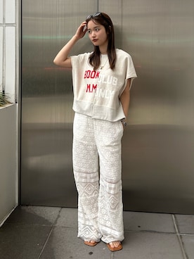 小島菜緒さんのコーディネート