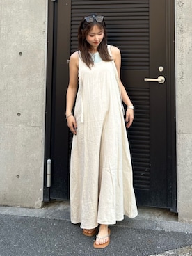 「Ungrid（アングリッド）のアメスリテレコタンクトップ（タンクトップ、ブルー系）」を使った、小島菜緒さん（レディース・155cm）の冬コーディネート