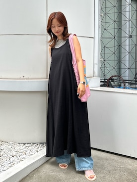 「アイテム（デニムパンツ）」を使った、小島菜緒さん（レディース・155cm）の夏コーディネート