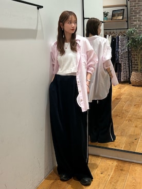 「ピンクシャツ」｜小島菜緒さん（レディース・155cm）の春コーディネート
