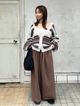 小島菜緒さんのコーディネート