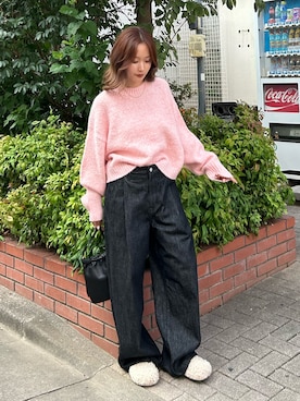 「アイテム（スリッポン）」を使った、小島菜緒さん（レディース・155cm）の秋コーディネート