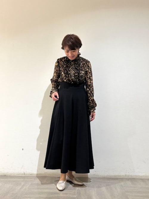 【新品未使用タグ付き】ナラカミーチヒョウ柄フリルブラウス NARACAMICIE ブラウス シャツ 「NARACAMICIE」ヒョウ柄フリル