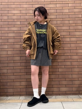 「アイテム（スリッポン）」を使った、瑞慶覧佑圭さん（レディース・152cm）の秋コーディネート