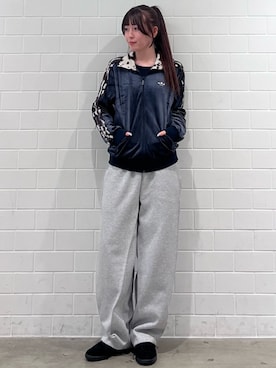 「adidas（アディダス）のクラシック トラックトップ ユトリ / ジャージ / トラックジャケット / アディダスオリジナルス adidas Originals（ジャージ、ブルー系）」を使った、YTさん（レディース・163cm）の秋コーディネート