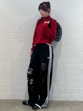 「adidas（アディダス）のadidas Originals ダメージ加工 ジョガー / アディダスオリジナルス adidas Originals（その他パンツ、ブラック系）」を使った、YTさん（レディース・163cm）の夏コーディネート