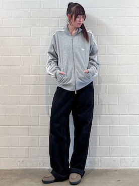 「アイテム（ジャージ、グレー系）」を使った、YTさん（レディース・163cm）の秋コーディネート