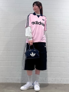 「adidas（アディダス）のアディカラー ミニボウリングバッグ/ アディダスオリジナルス adidas Originals（ショルダーバッグ、ブルー系）」を使った、YTさん（レディース・163cm）の夏コーディネート