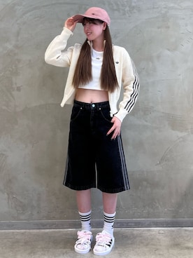 「アイテム（シューズアクセサリー）」を使った、YTさん（レディース・163cm）の夏コーディネート