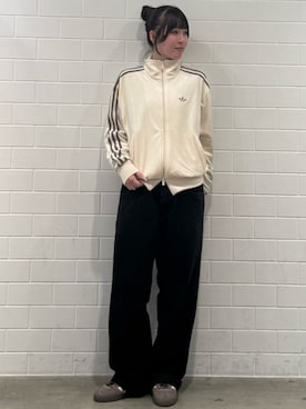 「アディダス」｜YTさん（レディース・163cm）の秋コーディネート