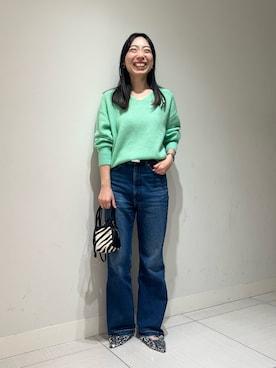 「アイテム（ブローチ/コサージュ）」を使った、Ishibashiさん（レディース・158cm）の冬コーディネート