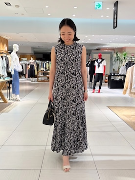 「NOLLEY’S（ノーリーズ）の【SINBONO/シンボノ】 コンビボストンバッグ（ボストンバッグ、ブラック系）」を使った、Ishibashiさん（レディース・158cm）の春コーディネート