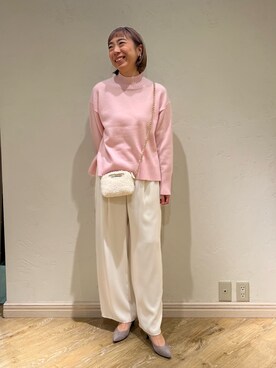 Ishibashiさんの「ウォッシャブルマットサテンワイドパンツ」を使ったコーディネート