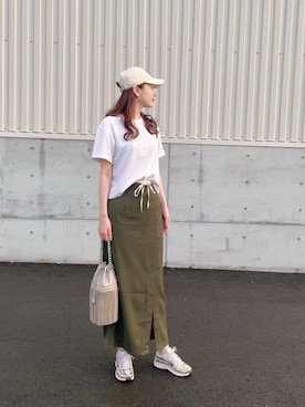 「J&M Davidson（ジェイアンドエムデヴィッドソン）のジェイ&エム デヴィッドソン フリンジ ミニ カーニバル ショルダーバッグ J&M DAVIDSON FRINGE 2WAY CARNIVAL MINI BAG（ショルダーバッグ）」を使った、33aayさん（レディース・166cm）の秋コーディネート