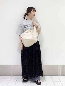 「アパレルスタッフ」｜「アイテム（アクセサリー）」を使った、ayakaさん（レディース・154cm）の夏コーディネート