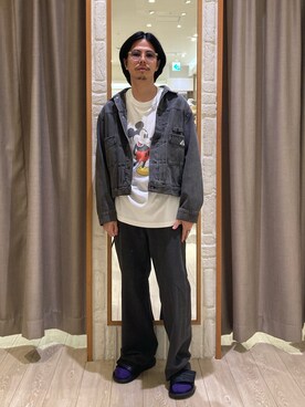 「GOOD ROCK SPEED（グッドロックスピード）の【GOOD ROCK SPEED/グッドロックスピード】別注ロンT バンド バンT（Tシャツ/カットソー）」を使った、miyazakiさん（メンズ・171cm）の秋コーディネート