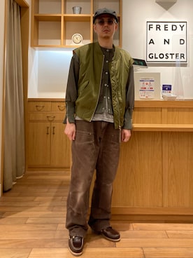 「fredy emue（フレディエミュ）のアイテム（ジャケット/アウター）」を使った、miyazakitakuroさん（メンズ・171cm）の冬コーディネート