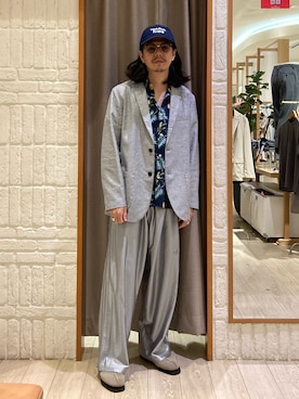 「アイテム（テーラードジャケット、グレー系）」を使った、miyazakitakuroさん（メンズ・171cm）の夏コーディネート