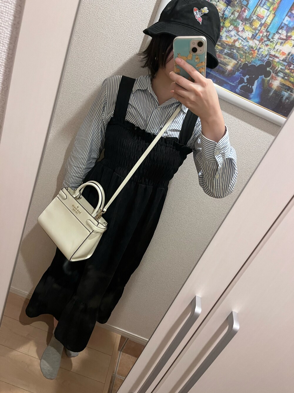 「kate spade new yorkのSTACI SMALL SATCHEL（ハンドバッグ、ホワイト系）」を使った、bitansansuiさん（骨格ナチュラル・レディース・162cm）の秋コーディネートの1枚目の写真
