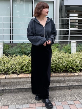 「Ungrid（アングリッド）のアイテム（パーカー）」を使った、工藤李奈さん（レディース・159cm）の秋コーディネート