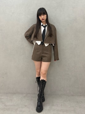 「アイテム（テーラードジャケット）」を使った、ALYSHIAさん（レディース・167cm）の夏コーディネート