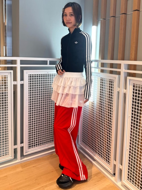 adidas アディカラースリーストライプススリムニットトラックトップ アディカラー スリーストライプス スリム ニット トラックトップ