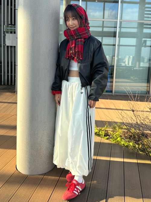 セール】プレザー ボンバー 合成ダウンジャケット / アディダス