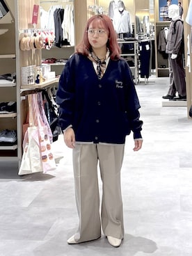 「GLOBAL WORK（グローバルワーク）のやさしソールVカットパンプス/1023336（パンプス、ベージュ系）」を使った、GW hinAさん（レディース）の秋コーディネート