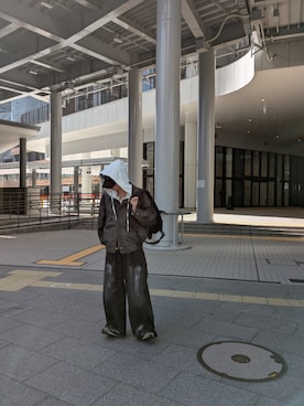 「ADRER（アドラー）のアイテム（トップス）」を使った、HISAさん（メンズ・172cm）の春コーディネート