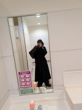 「HARE（ハレ）のアイテム（ステンカラーコート、ブラック系）」を使った、HISAさん（メンズ・172cm）の冬コーディネート