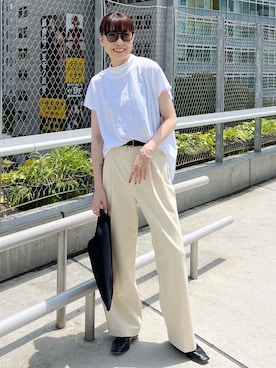 「オールホワイト」｜「アイテム（スリッポン）」を使った、MINAEさん（レディース・160cm）の夏コーディネート
