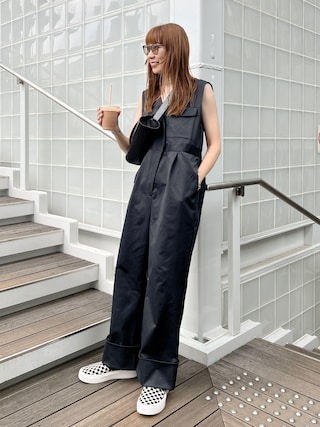 サロペット・オーバーオール・オールインワン HeRIN.C V neck all in one HeRIN.CYE（ヘリンドットサイ）の「V neck all in one Vネック