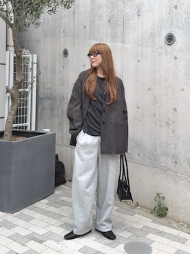 「KOBE LETTUCE（コウベレタス）のアイテム」を使った、MINAEさん（レディース・160cm）の春コーディネート