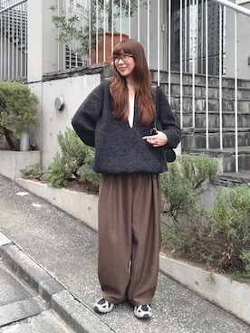 「アイテム（口紅/リップティント/グロス）」を使った、MINAEさん（レディース・160cm）の秋コーディネート