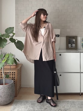 「JIL SANDER（ジルサンダー）のアイテム」を使った、MINAEさん（レディース・160cm）の夏コーディネート