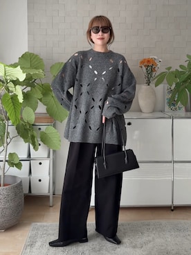 「STYLEMIXER（スタイルミキサー）のアイレットルーズニット（ニット/セーター、グレー系）」を使った、MINAEさん（レディース・160cm）の秋コーディネート