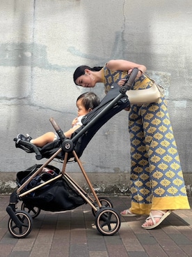 「アイテム（イヤリング）」を使った、나 츠さん（レディース・164cm）の秋コーディネート